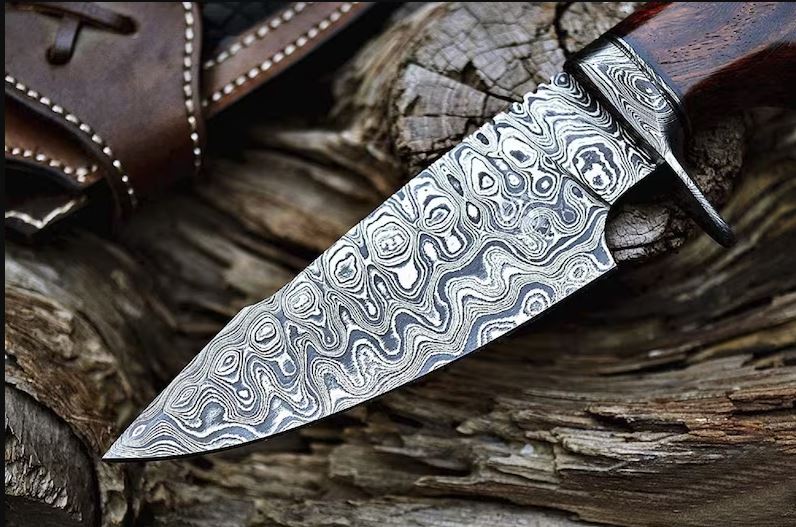 Damascus-bobcat-knife