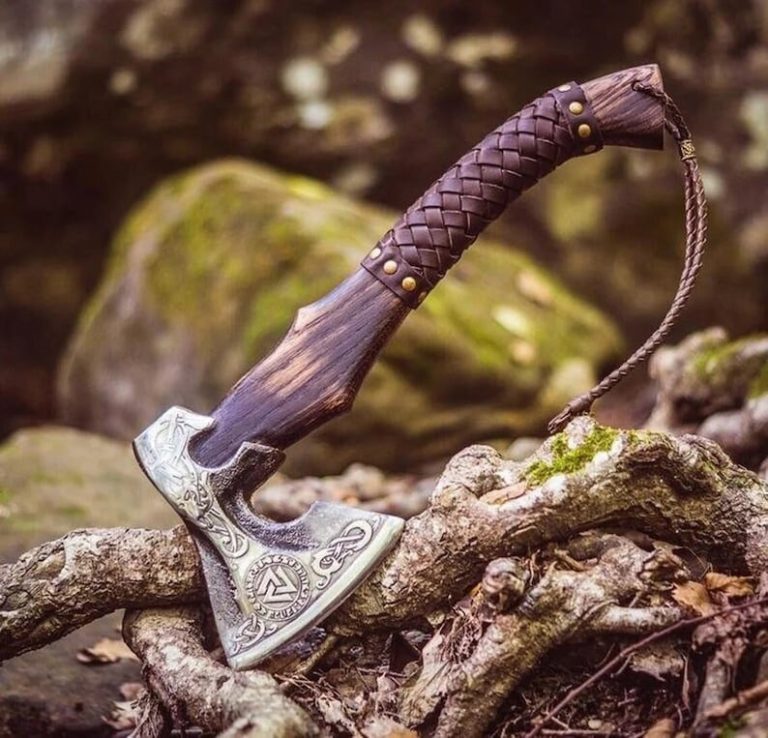 Top 5 Best Viking Axe of Ragnar Lothbrok in Canada